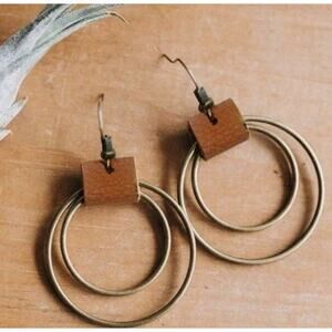 NEW Women's Jewelry Hold Hoop Leather Boho Art Vibes Dangle Earrings